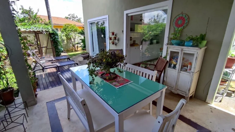Imagem Casa 4 quartos à venda, 230 m² por R$ 1.200.000 - Chácara das Paineiras - Carapicuíba/SP