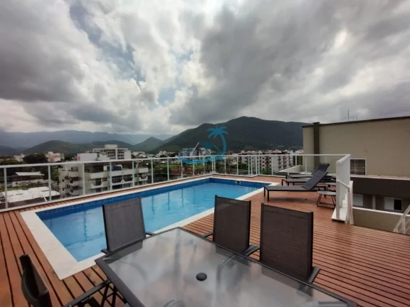 Imagem Belíssimo apartamento com 120m², 3 dormitórios, 3 banheiros e 2 vagas de garagem à venda no Centro de Ubatuba