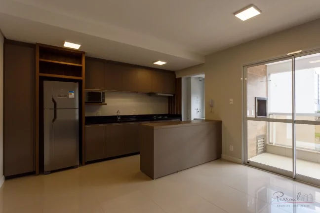 Imagem Excelente apartamento no Itacorubi, com 2 dormitórios, sendo 1 suíte, sala de estar/jantar, sacada...