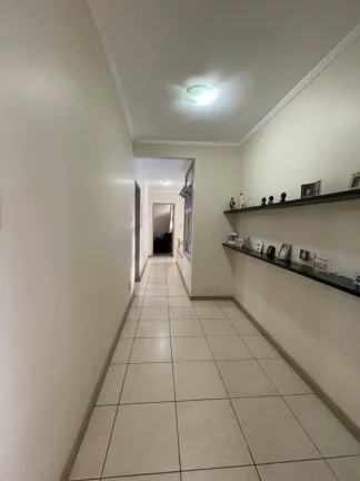 Imagem Casa Duplex no Salgado Filho: Espaço, Conforto e Luxo - Confira!