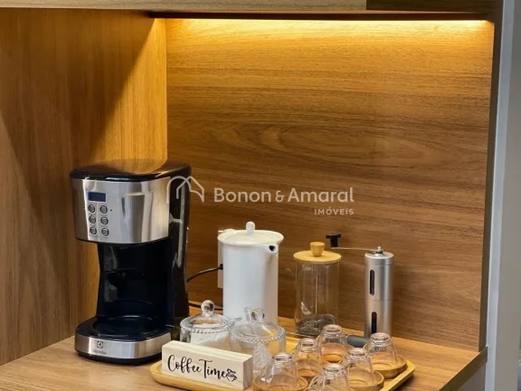 Imagem Casa à venda em Valinhos, em condomínio fechado, totalmente MOBILIADA. Com 3 suítes, todas com sa...