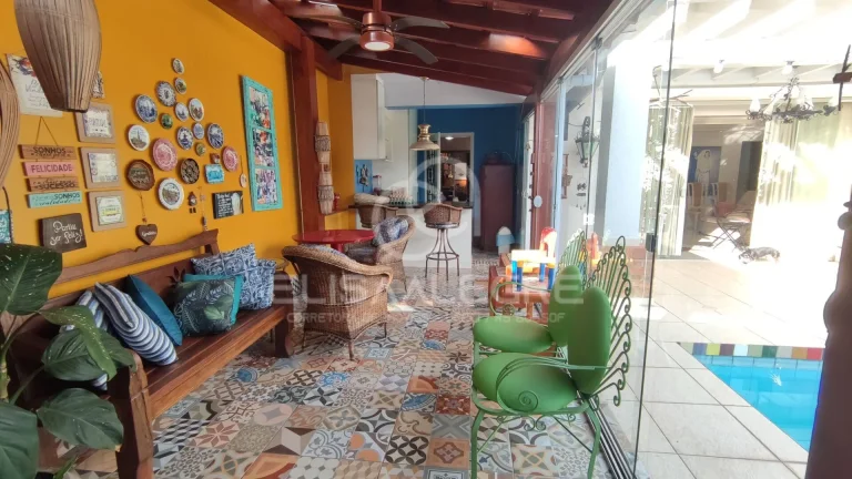Imagem Casa Alto Padrão no Igara, Canoas