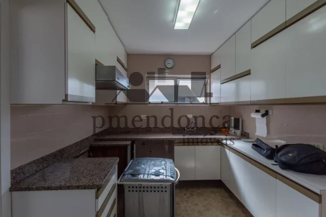 Imagem Apartamento Higienópolis com 155m², 3 quartos e 2 vagas.