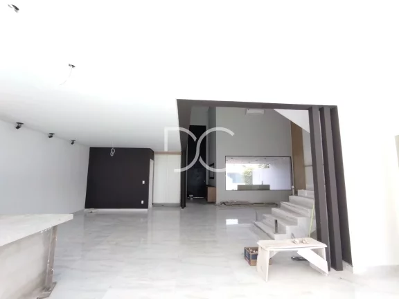 Imagem Ibiti do Paço - Venda Sobrado | AT 329,34 m² | AC 299,54 m² | 3 Dorm | 3 Suítes | 5 Banheiros | 4 Vagas