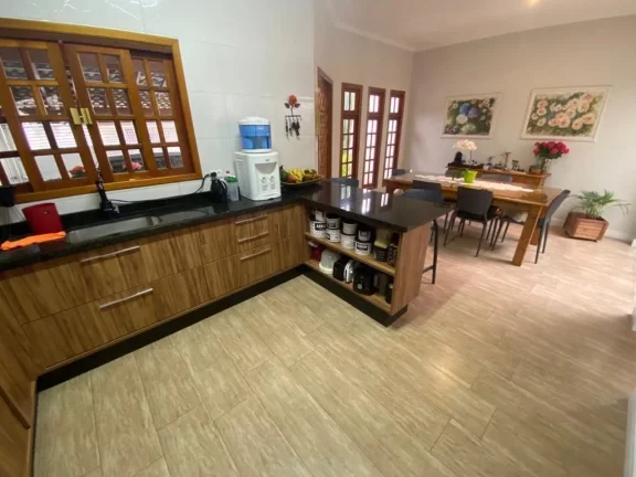 Imagem Casa com 3 dormitórios à venda, 96 m² por R$ 600.000,00 - Villa Branca - Jacareí/SP