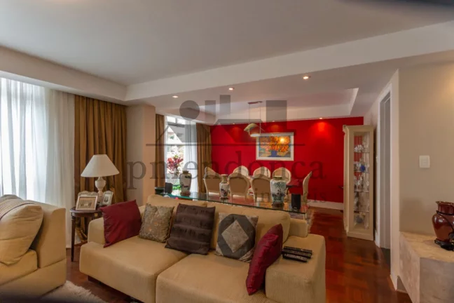 Imagem Apartamento à Venda em prédio charmoso de Higienópolis, 3 dormitórios (1 suíte) e 1 vaga.