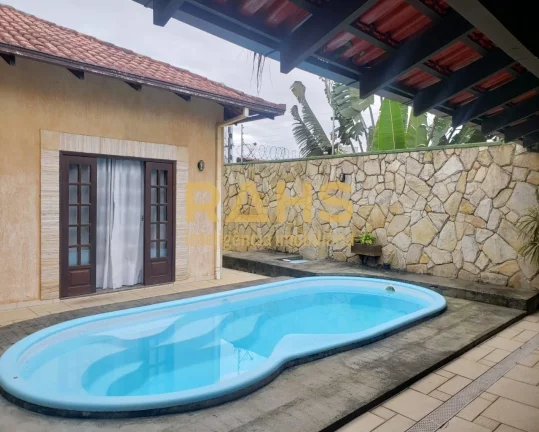 Imagem Linda casa no bairro Santo AntÃ´nio, com 3 dormitÃ³rios sendo 1 suÃ­te master com closet e hidro. CÃ...