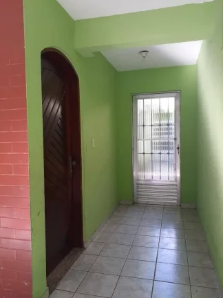 Imagem Casa para venda com 2 Dormitórios, 2 Banheiros e 2 Vagas de Garagem!
