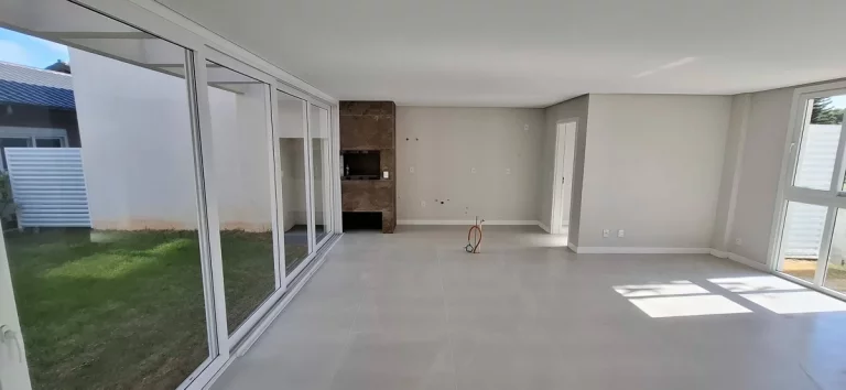 Imagem Casa à venda, 250m2, 3 Suítes, Cacupé, Florianópolis/SC