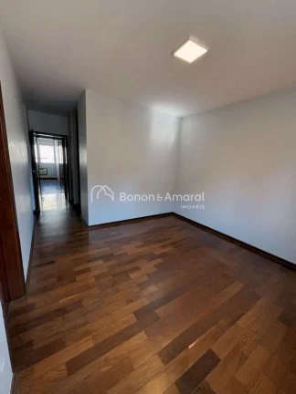 Imagem Um apartamento impecável, espaçoso e cheio de luz natural, localizado em uma das regiões mais des...