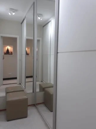 Imagem Apartamento 250 M², 3 Quartos, 3 Suítes, 5 Banheiros, 4 Vagas, Varanda, Lavabo, Piscina, Academia, Brinquedoteca, Quadra, Playground, Brinquedoteca.