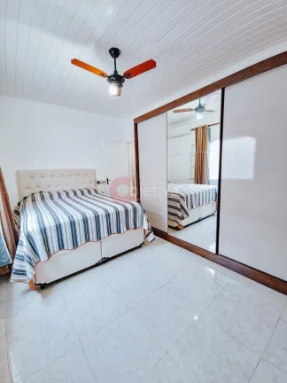 Imagem Casa duplex independente, 5 quartos, com energia solar, Braga - Cabo Frio