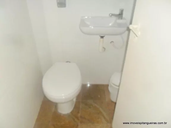 Imagem Cobertura com piscina e churrasqueira - 300 metros da praia - 01 vaga de garagem.