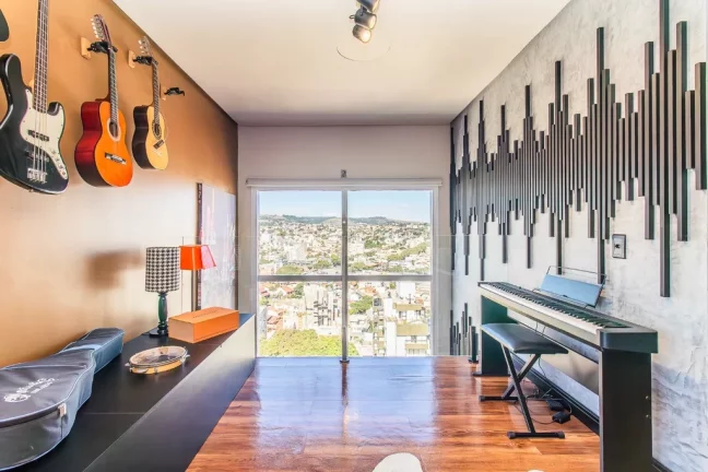 Imagem Cobertura à venda em Porto Alegre, Petrópolis, com 2 quartos, 129,91m2