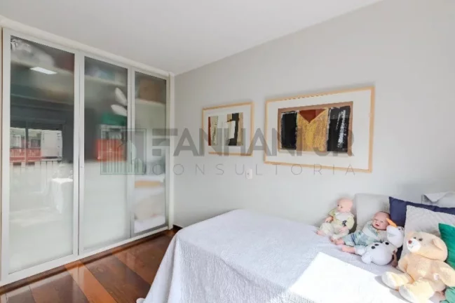 Imagem Apartamento com varanda locação em São Paulo-SP, Alto de Pinheiros: 3 quartos, 3 suítes, 4 salas, 5 banheiros, 4 vagas, 220m². Venha conhecer!