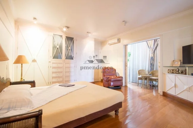 Imagem Apartamento Alto de Pinheiros, alto padrão com rua fechada e cancela, apartamento esta original e m...