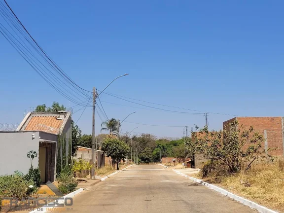 Imagem LOTE A PRESTAÇÃO NO RESIDENCIAL DORI COM ZERO ENTRADA