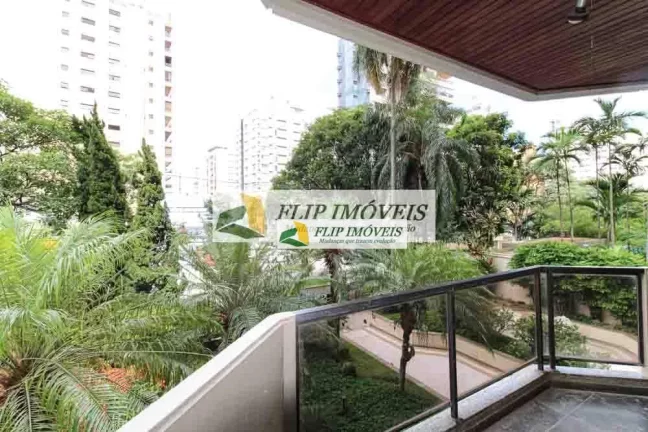 Imagem More em um apartamento de 168 metros quadrados com 4 quartos no miolo do Cambuí - Campinas - SP