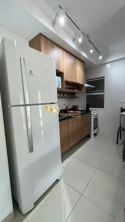 Imagem Apartamento à Venda poucos metros do Mar Na Praia das Toninhas, Ubatuba/SP