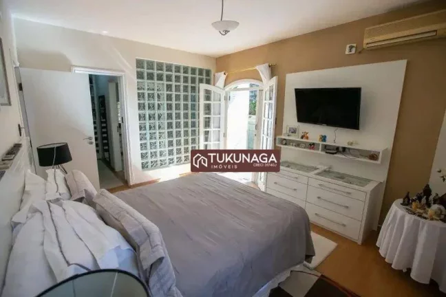 Imagem SOBRADO 350M² - 4 DORMS, 5 VAGAS - PIQUERI, SÃO PAULO/SP