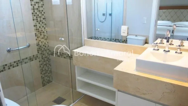 Imagem Espaçosa casa com área construída de 343 m². A residência possui living para vários ambientes,...