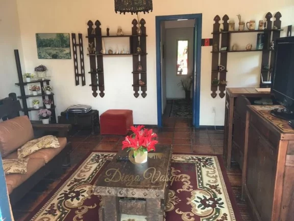 Imagem Casa para Venda em Teresópolis / RJ no bairro Albuquerque