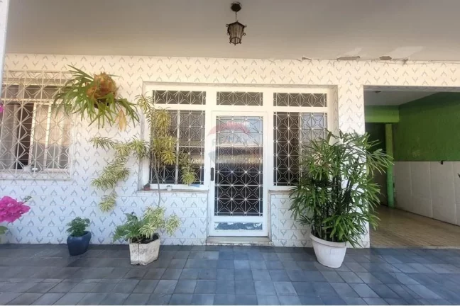 Imagem Casa á venda com 3 quartos com 708m² em Campinho - Rio de Janeiro