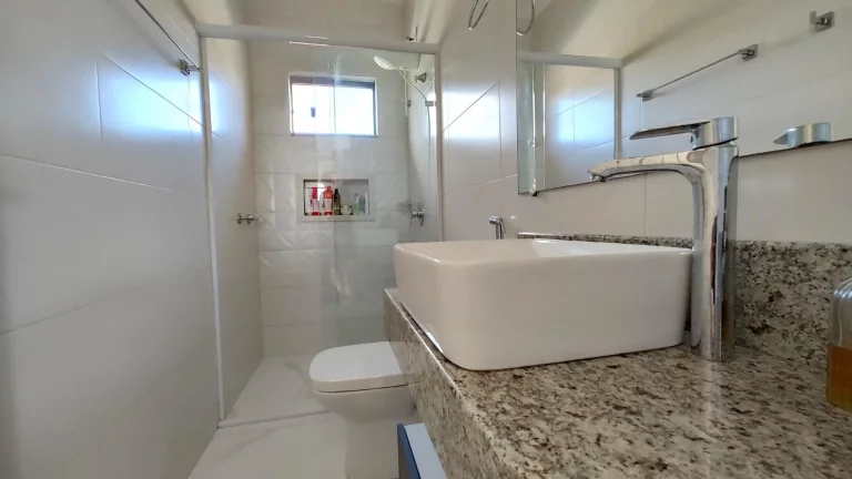 Imagem SOBRADO 4 QUARTOS SENDO 1 SUITE EM SÃO FRANCISCO DO SUL/SC