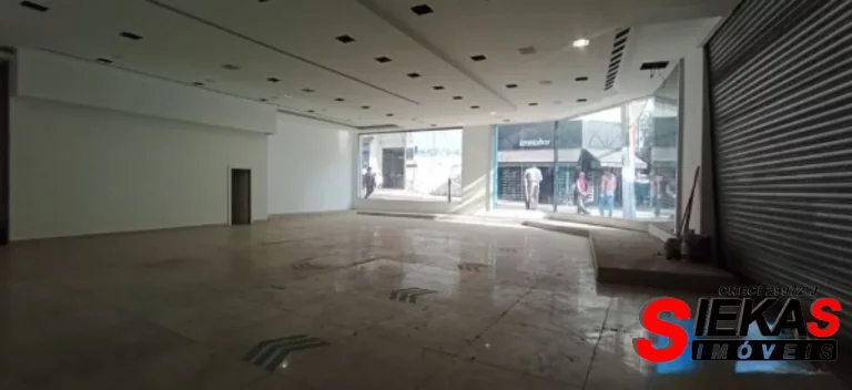 Imagem Salão Comercial de Alto Padrão na Penha de França, São Paulo-SP: 682m², 3 Banheiros.
