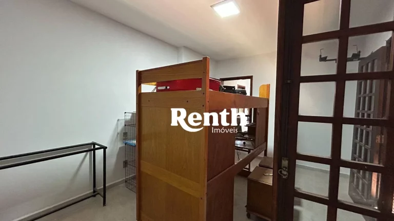 Imagem Casa Comercial e Residencial para alugar, 292 m² por R$ 4.734/mês - Vila Santo Antônio - Rio Claro/SP