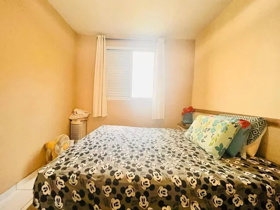 Imagem Apartamento 2 Dormitórios 1 Banheiro com armários planejados