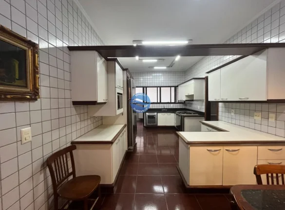 Imagem Apartamento grande à venda em Santos vista mar na Pompéia