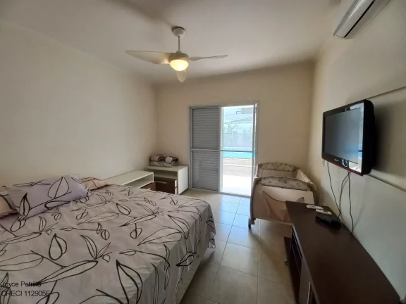 Imagem Casa em Condomínio Fechado de Alto Padrão à Venda em Peruíbe.