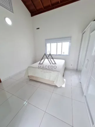 Imagem Casa com 4 suítes no Residencial Jatobá, em Cesário Lange/SP