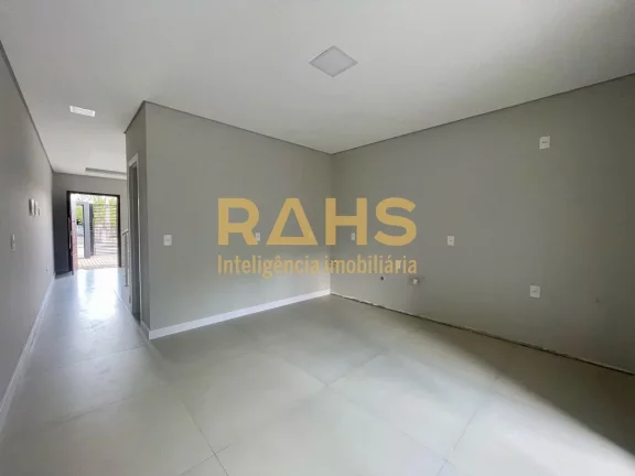 Imagem Ótimo sobrado geminado com 1 suíte mais 2 quartos a venda no bairro Bom Retiro em Joinville. Conta...