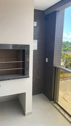 Imagem Apartamento com 2 dormitórios sendo 1 suíte e 1 vaga de garagem em Governador Celso Ramos/SC