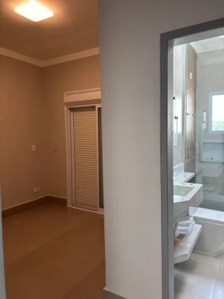 Imagem Sobrado à venda com 3 quartos, sendo 3 suítes, em Jardim dos Pinheiros, Atibaia - SP