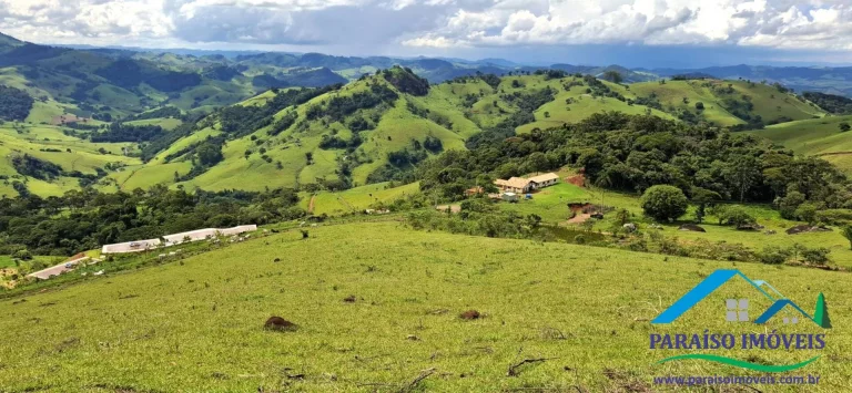 Imagem Terreno Rural dos Sonhos: Cachoeiras, Bares e uma Vila Charmosa