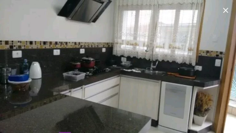 Imagem Sobrado para Venda em Mauá / SP no bairro Jardim Nilza Miranda