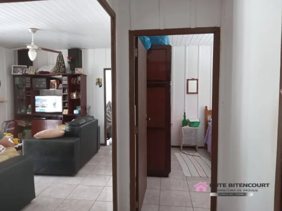 Imagem Casa Mista Próxima da Praia- Salinas- Balneário Barra do Sul /SC