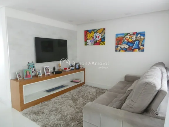 Imagem Sobrado com acabamento impecável e mobiliada com extremo bom gosto!

No piso inferior: projeto dife...
