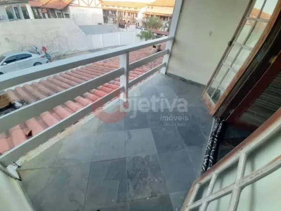 Imagem Casa com 3 dormitórios à venda, 360 m² por R$ 585.000,00 - Peró - Cabo Frio/RJ