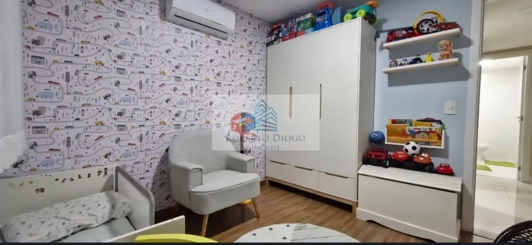 Imagem Imperdível: Apartamento de Luxo à Venda em Icaraí, Niterói-RJ! 4 Quartos, 2 Suítes, 189m² - Agende sua Visita!