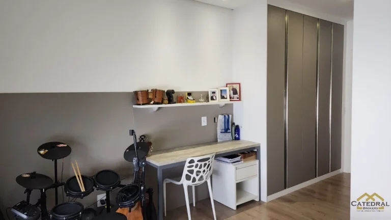 Imagem Casa Térrea à Venda em Condomínio com 4 Quartos e Piscina em Jundiaí/SP