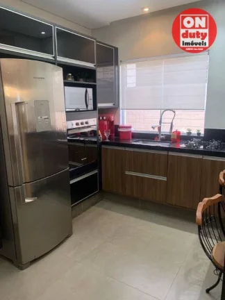 Imagem Sobrado à venda, 218 m² por R$ 1.700.000,00 - Marapé - Santos/SP