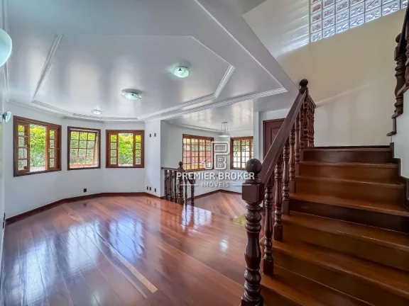 Imagem Casa à venda, 469 m² por R$ 2.099.000,00 - Albuquerque - Teresópolis/RJ