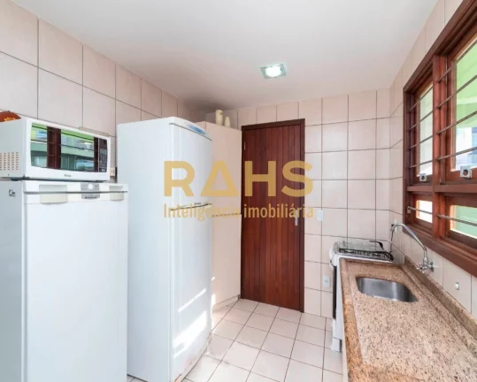 Imagem Sabe aquele sonho de Casa a Beira Mar de Bombinhas? Pois é, eu posso ajudar a realiza-lo com essa i...