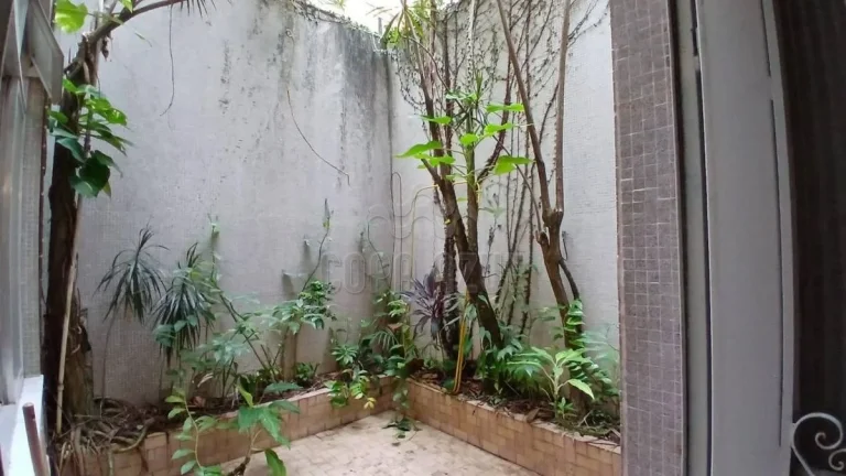Imagem Botafogo - Residencial › Casa com 8 quarto(s) a Aluguel