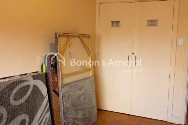 Imagem Apartamento em excelente localizaÃ§Ã£o, com ambientes amplos e acabamentos renovados. O living espaÃ...
