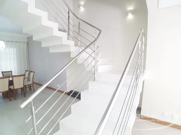 Imagem Casa de Alto Padrão no Bairro Floresta em Joinville